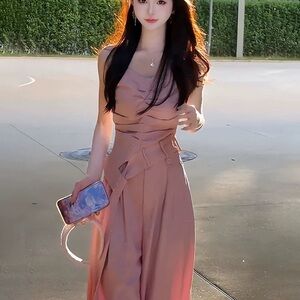 Elegant Pink Sleeveless top and pants